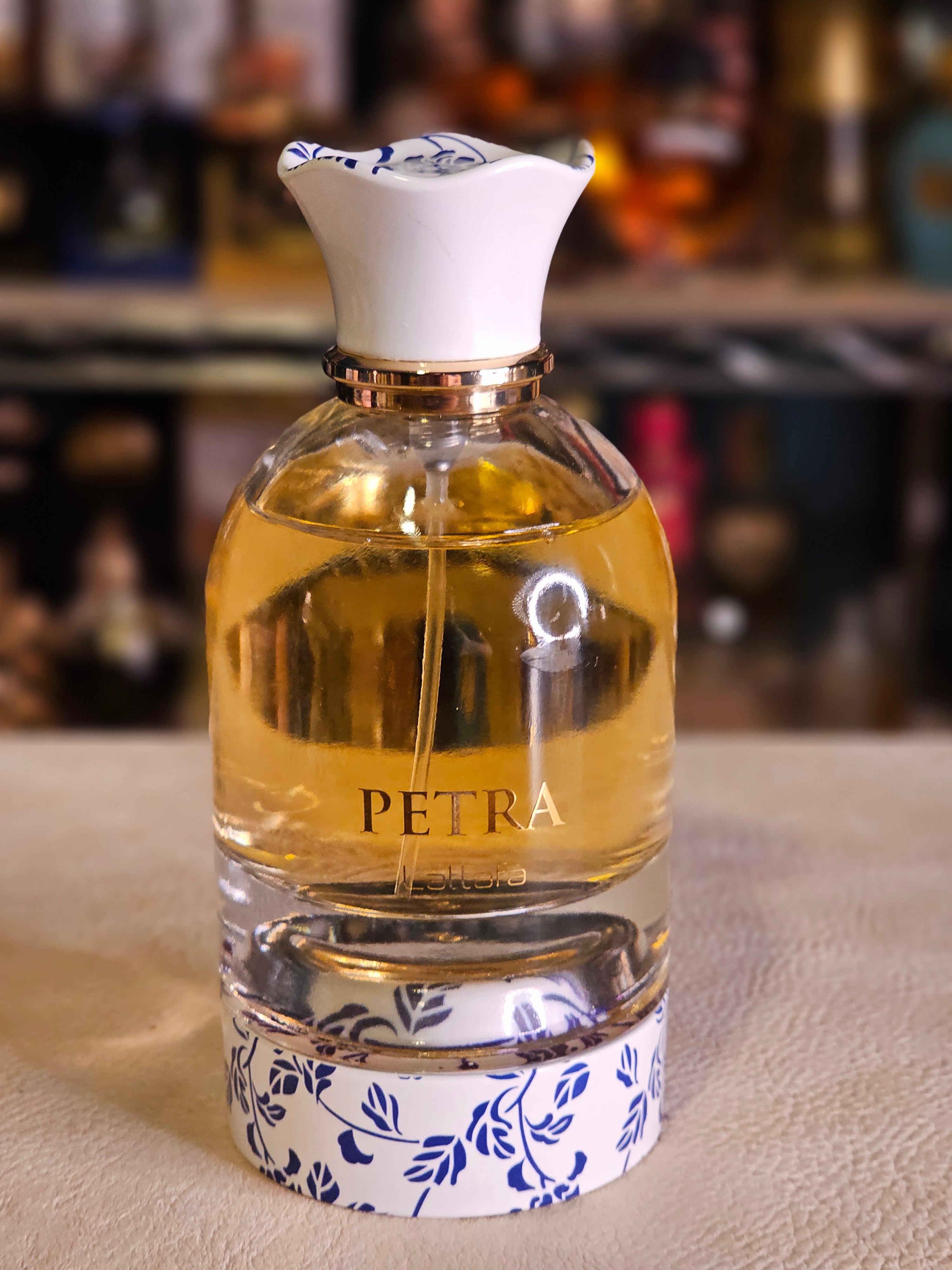Petra de Lattafa — presentación y empaque Limbiq Scents
